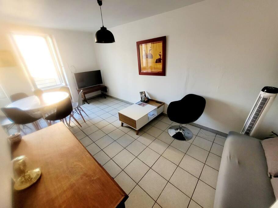 Appartement 2 Chambres Centre Ville Au Calme Valence  Exterior photo